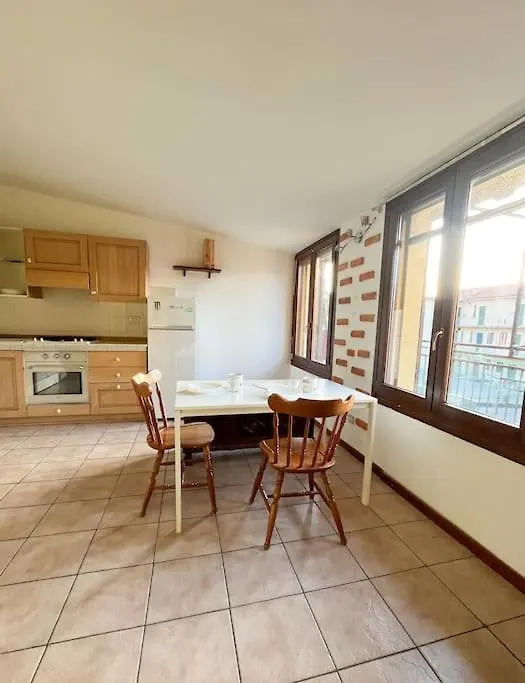Rose Daire Milano İtalya